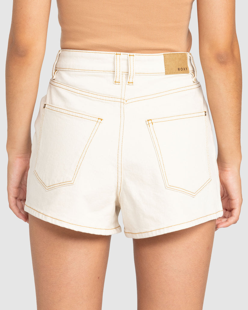 Womens Chlo Short Natural Shorts